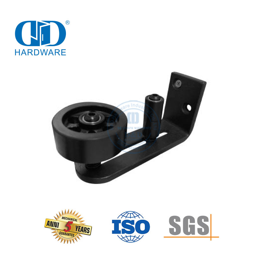 Fornecedor da China Guia de hardware para porta de celeiro deslizante preta de aço inoxidável Guia de piso inferior da porta-DDBD083