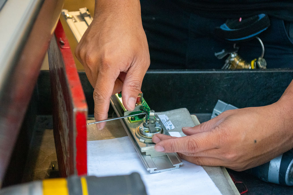 Como remover uma barra de p&acirc;nico？